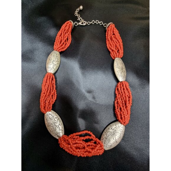 Vintage Faux Coral Bead Necklace With Engraved Silver-Tone Oval Accents & Adjust - Picture 3 of 4